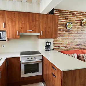 https://apartamento-en-primera-linea-en-alcanar-playa-4-5-personas.catalonia-hotels.com