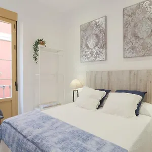 Apartamento C93 - Trendy Two Bedrooms In Ollerias, Málaga